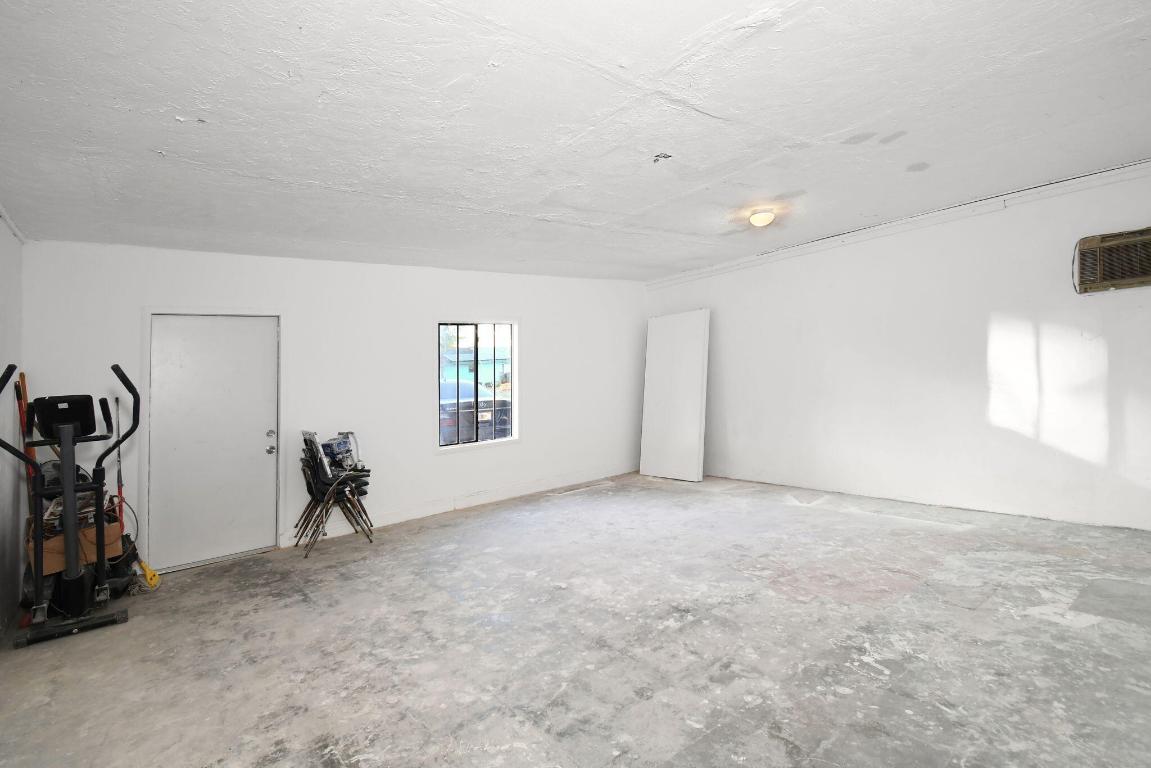 SAN LUCIE PLAZA S/D-UNIT ONE - Residential