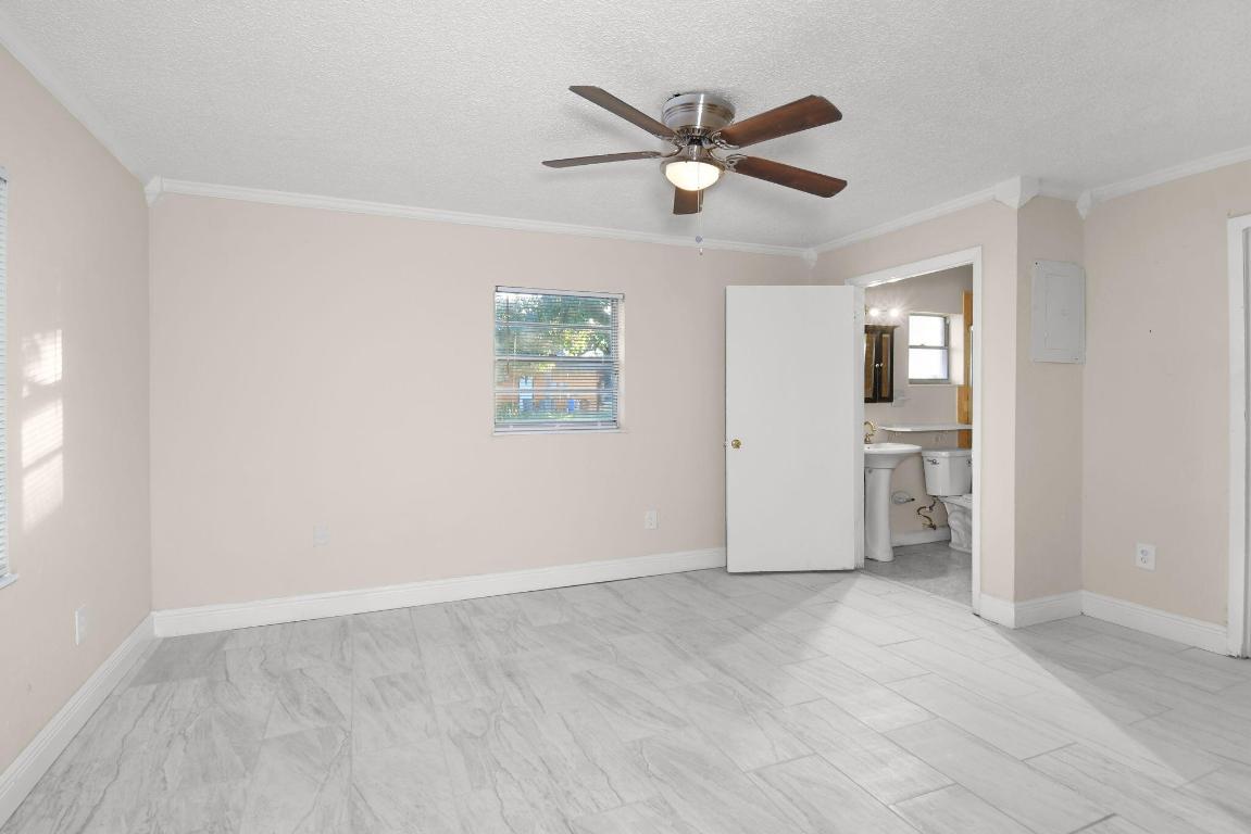 SAN LUCIE PLAZA S/D-UNIT ONE - Residential