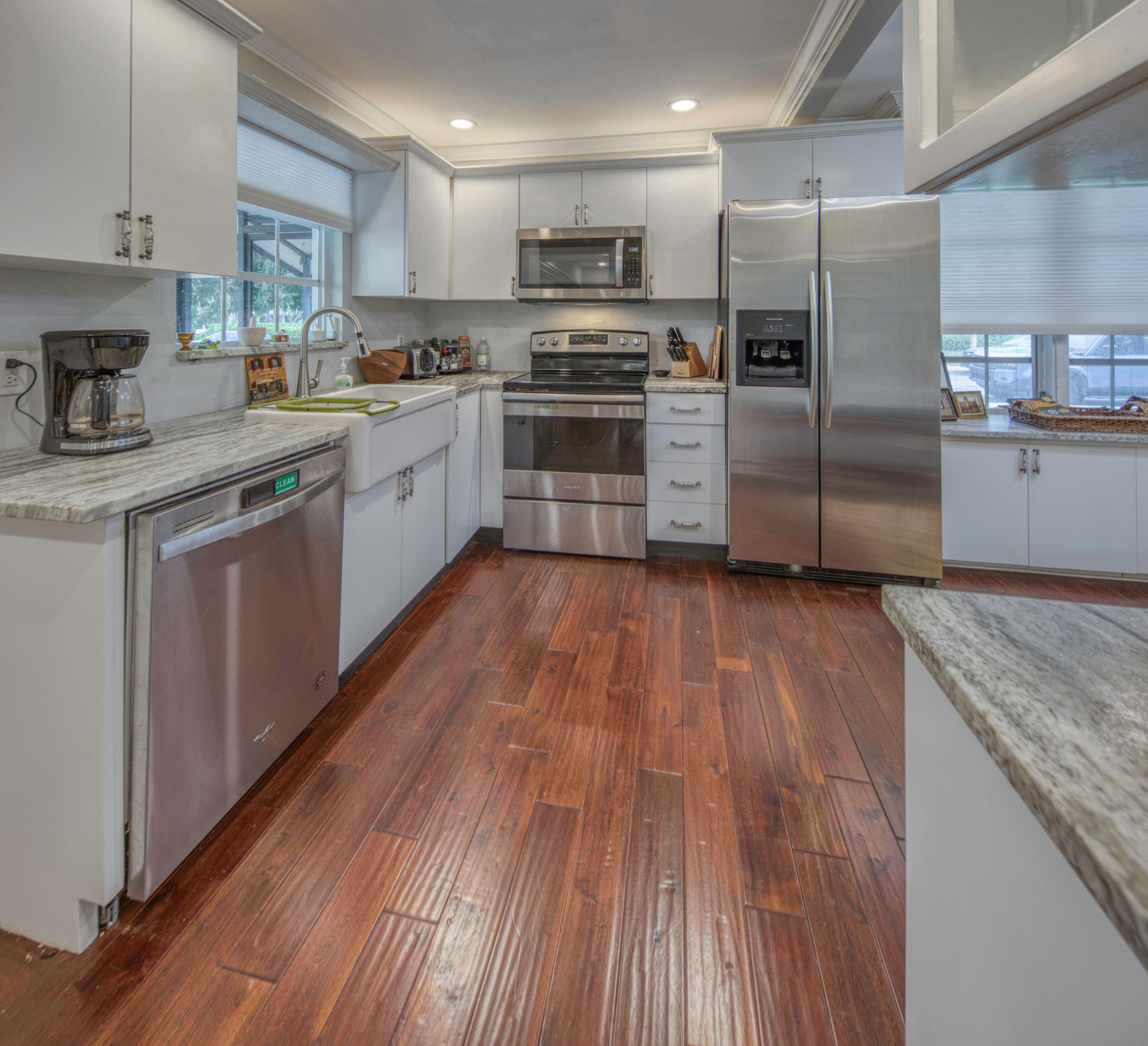 216 S Ocean Breeze Main