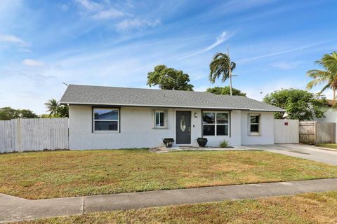 A home in Lake Worth