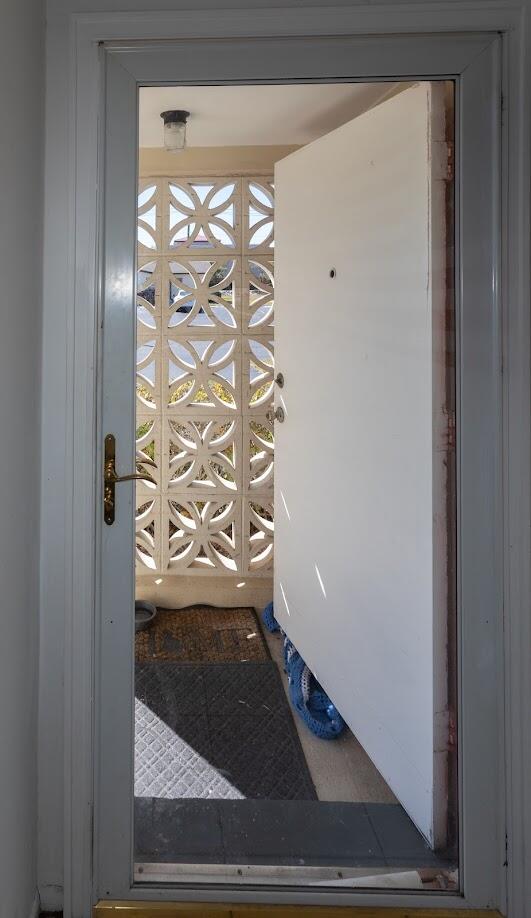 CRESTHAVEN VILLAS 5 CONDO - Residential