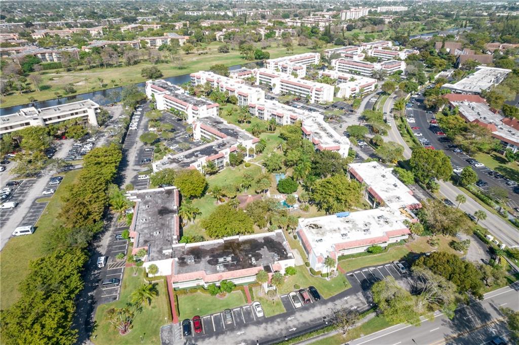 LAS VISTAS CONDOS - Residential