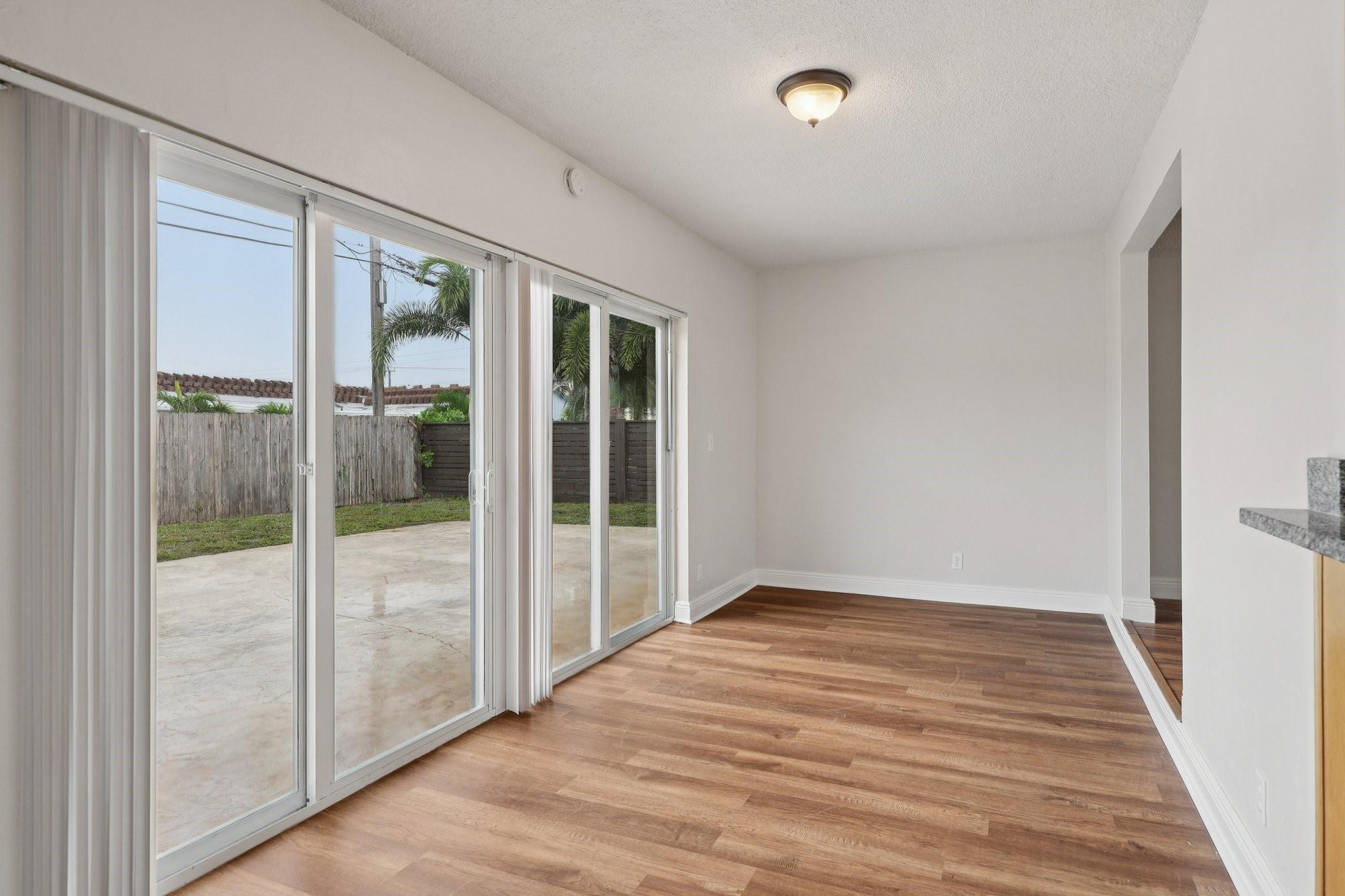 Country Club Village Sec - Residential