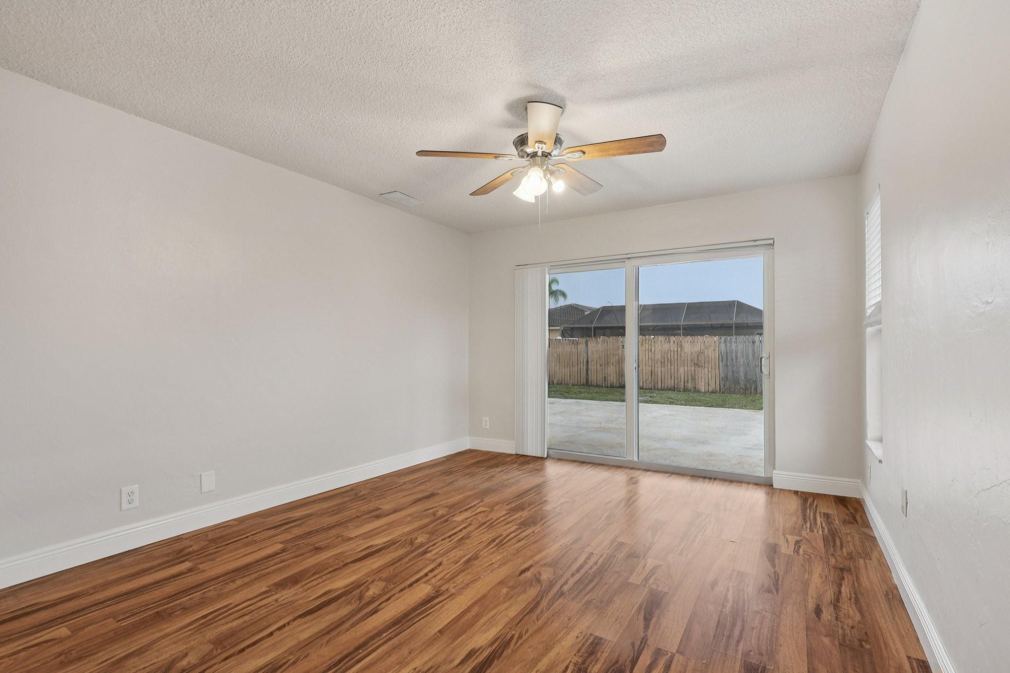 Country Club Village Sec - Residential