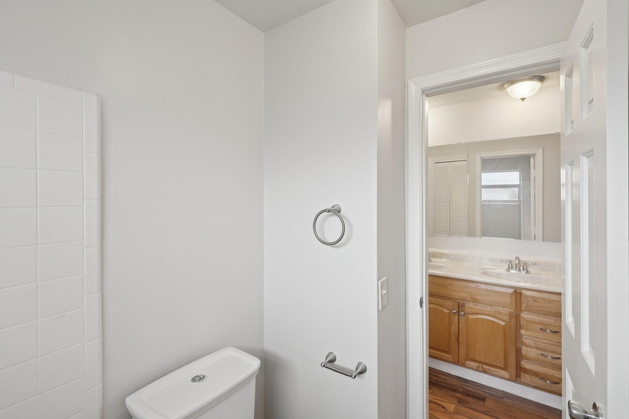 Country Club Village Sec - Residential