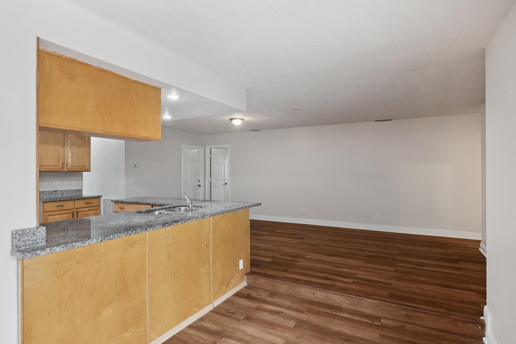 Country Club Village Sec - Residential