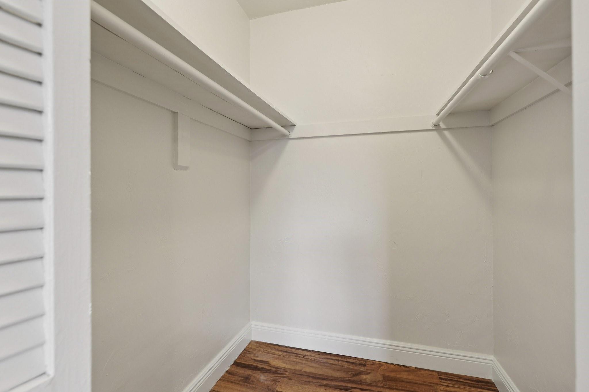 Country Club Village Sec - Residential