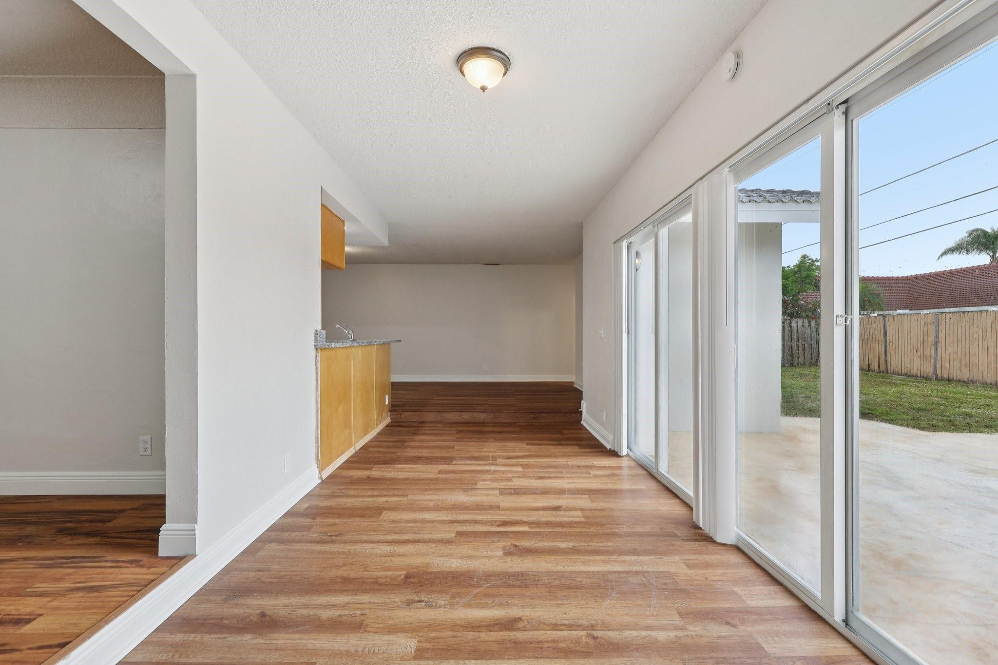 Country Club Village Sec - Residential