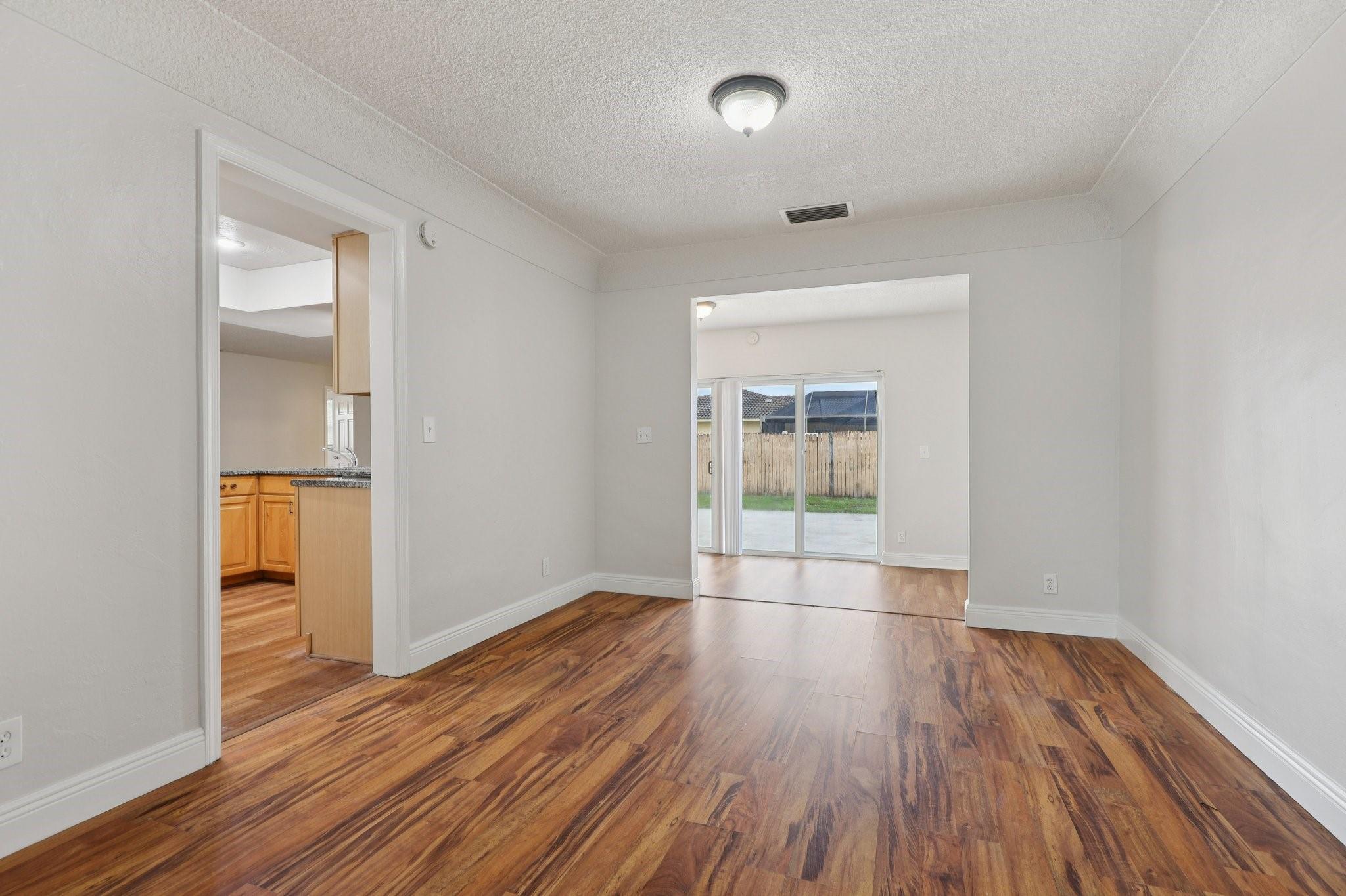 Country Club Village Sec - Residential