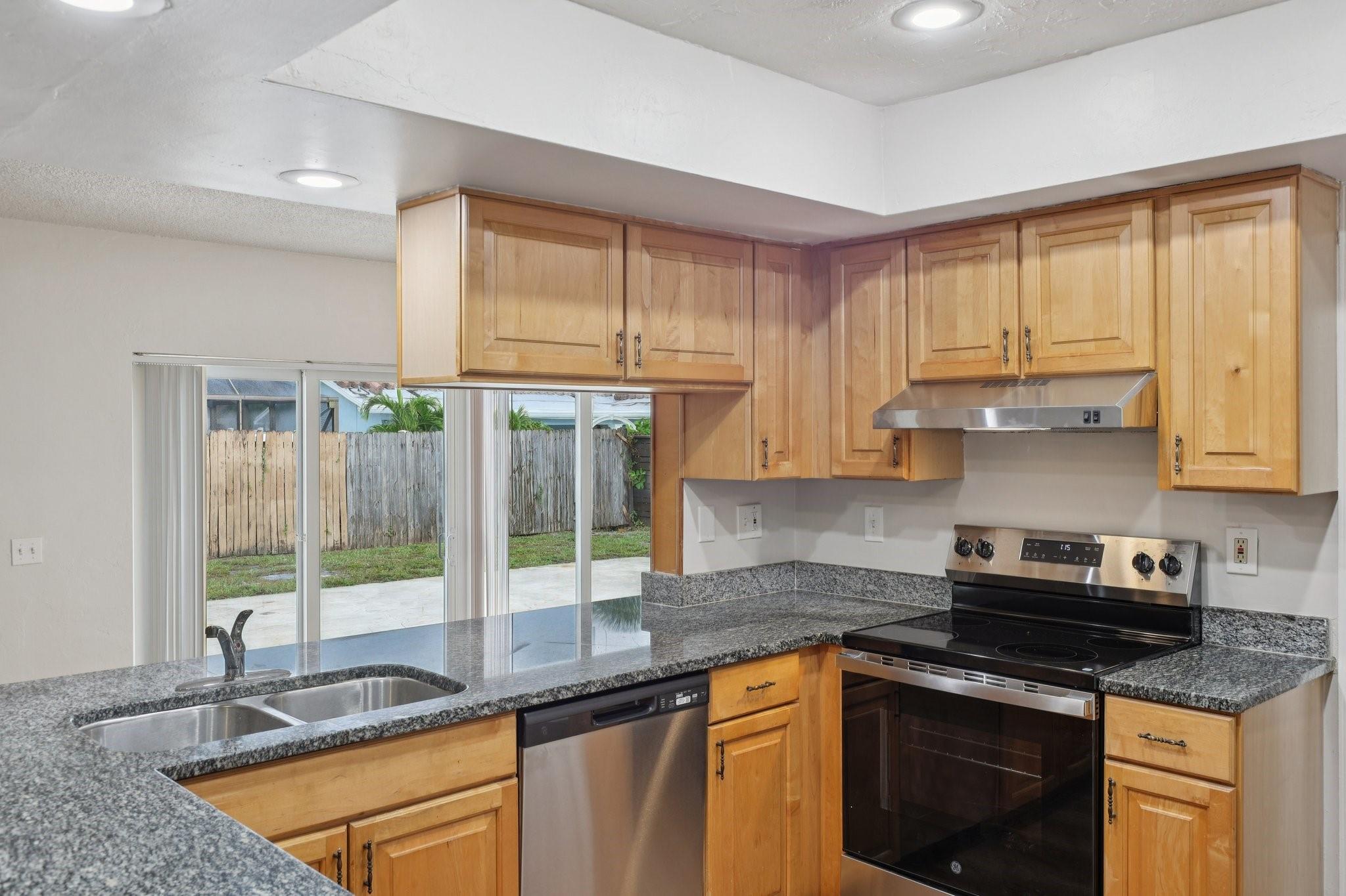 Country Club Village Sec - Residential