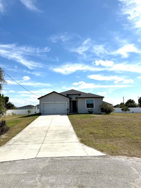 1068 E Bass Court Labelle FL 33935