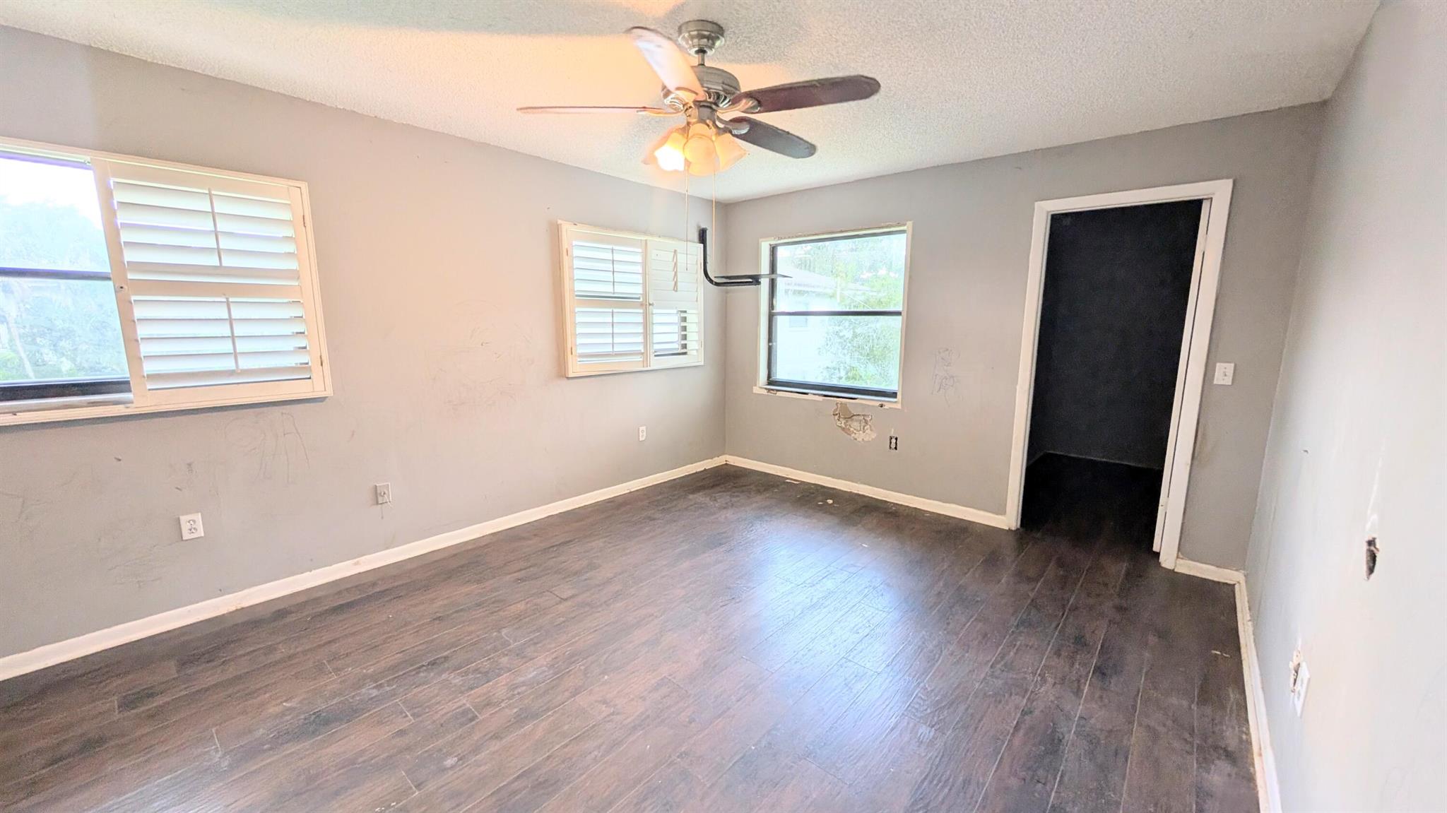 DELRAY OAKS CONDO - Residential