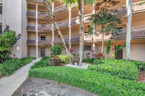 A home in Lake Worth