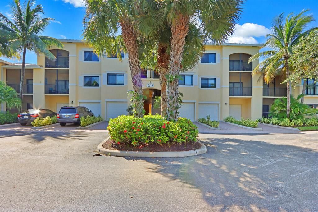 Photo of 2813 Grande Parkway #202, Palm Beach Gardens, FL 33410 (MLS # R10750550)