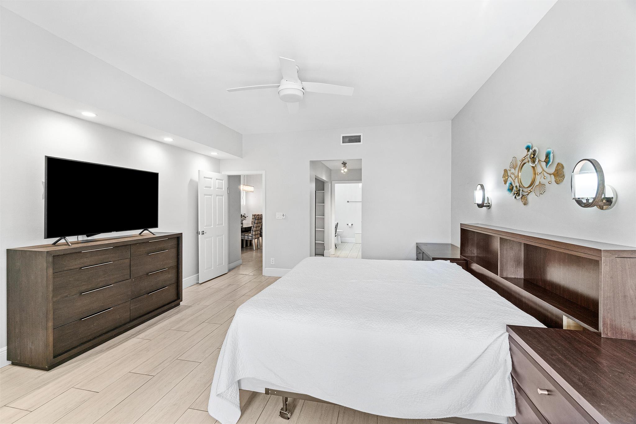 CATALINA / POLO CLUB - Residential