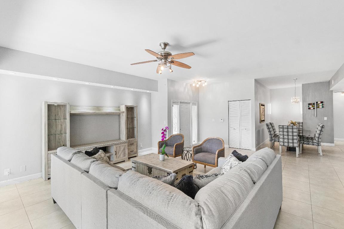 5166 Lake Catalina Drive C