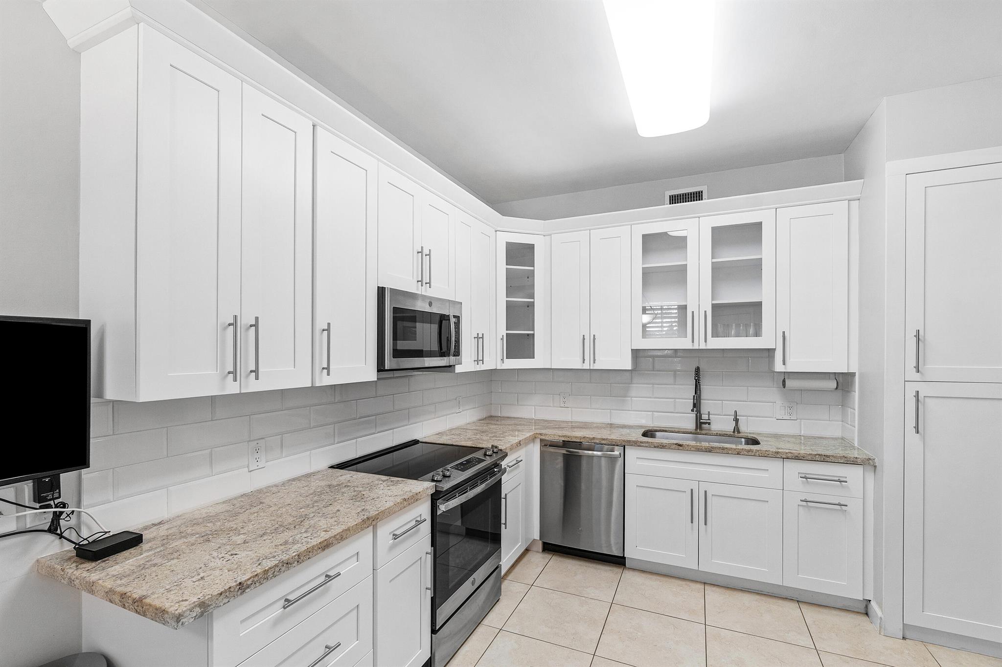 CATALINA / POLO CLUB - Residential