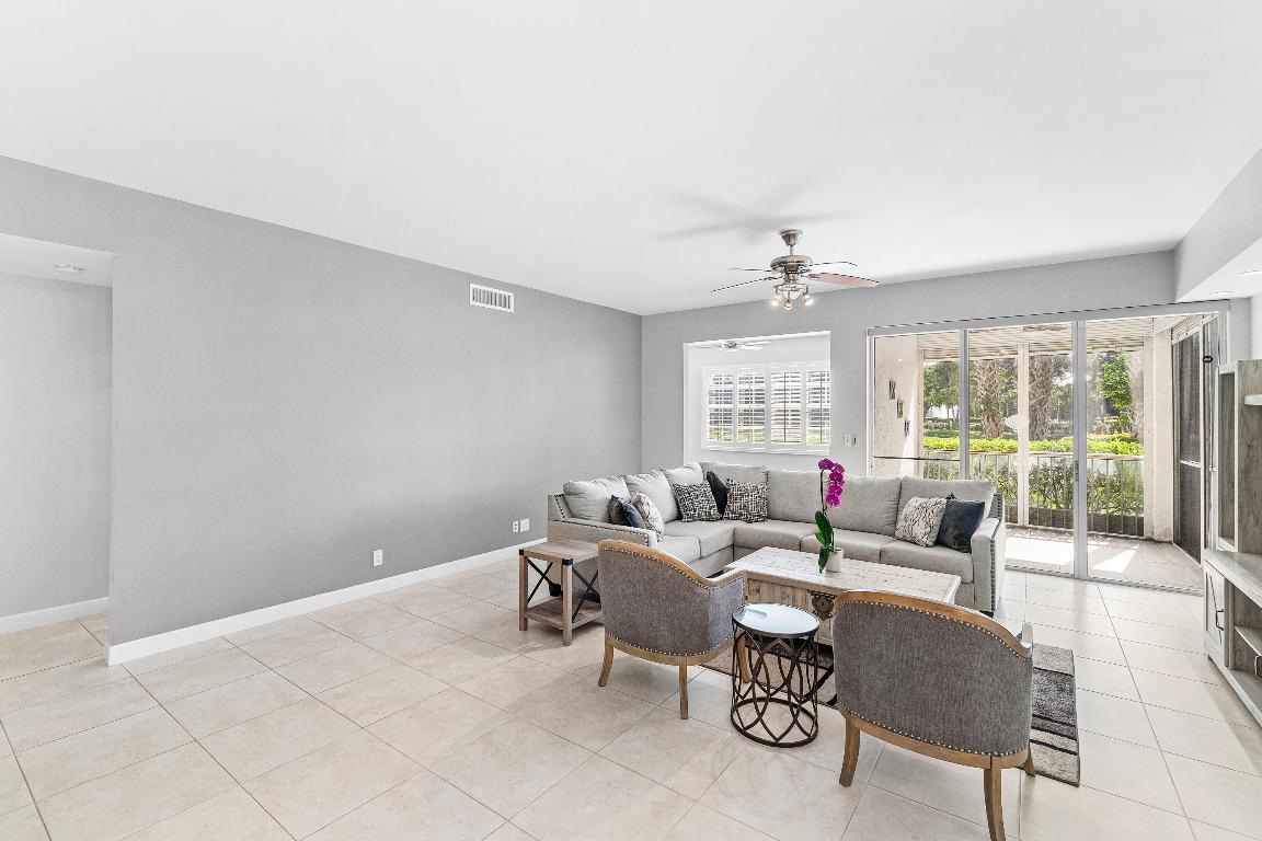 5166 Lake Catalina Drive C