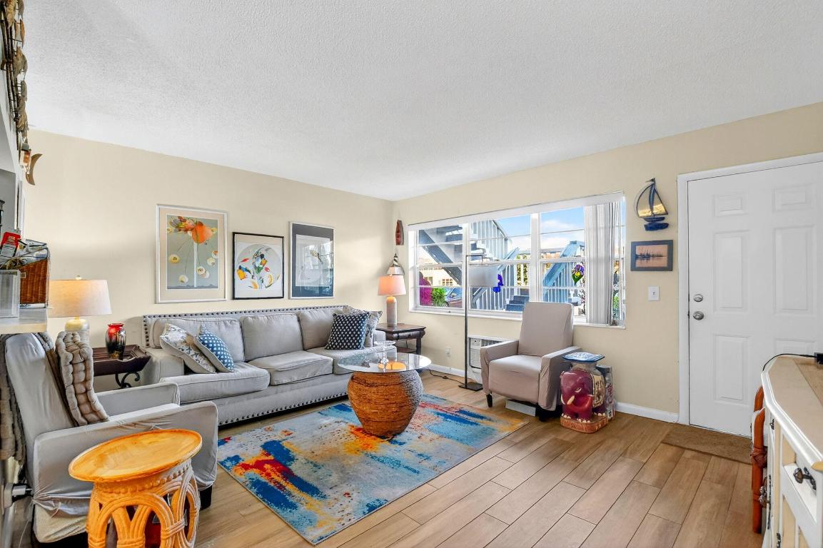 NORTHAMPTON CONDOS - Residential