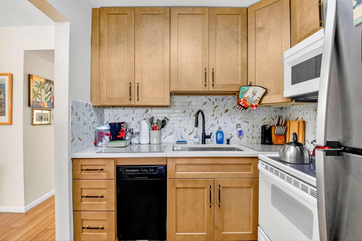 NORTHAMPTON CONDOS - Residential