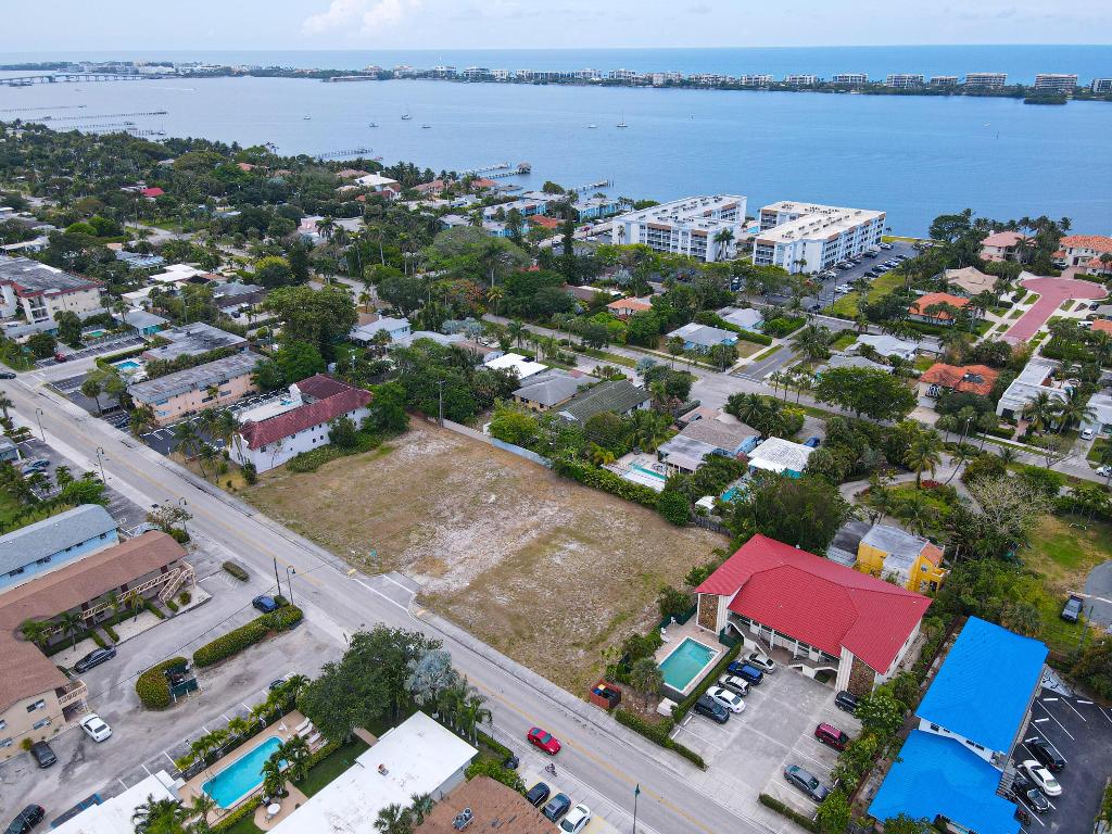 1600 S Federal Highway