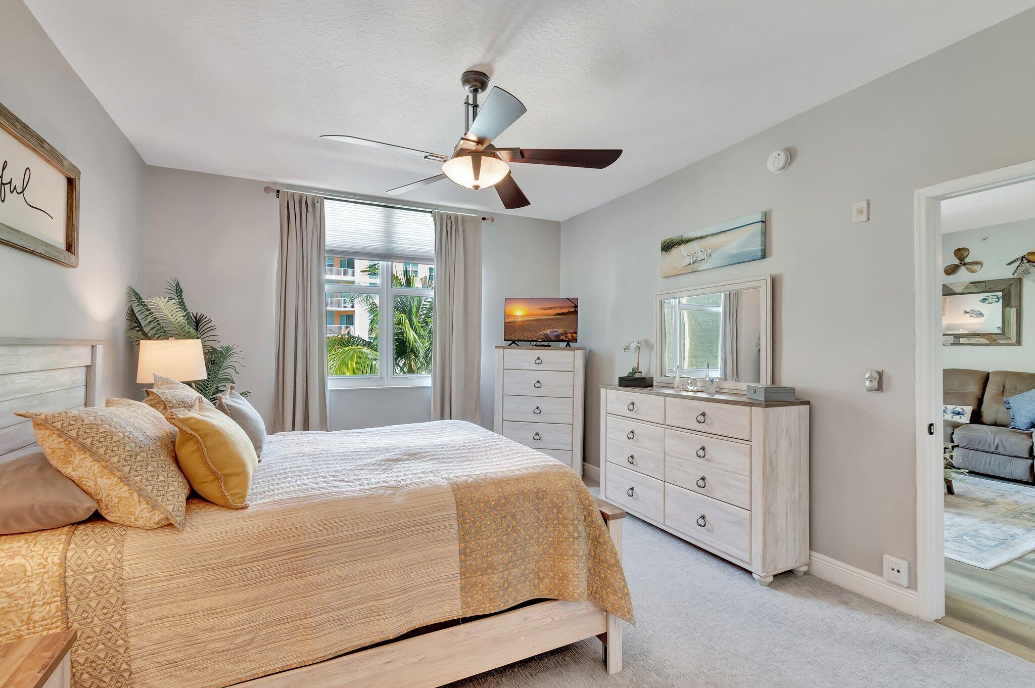 MOORINGS AT LANTANA CONDO - Residential