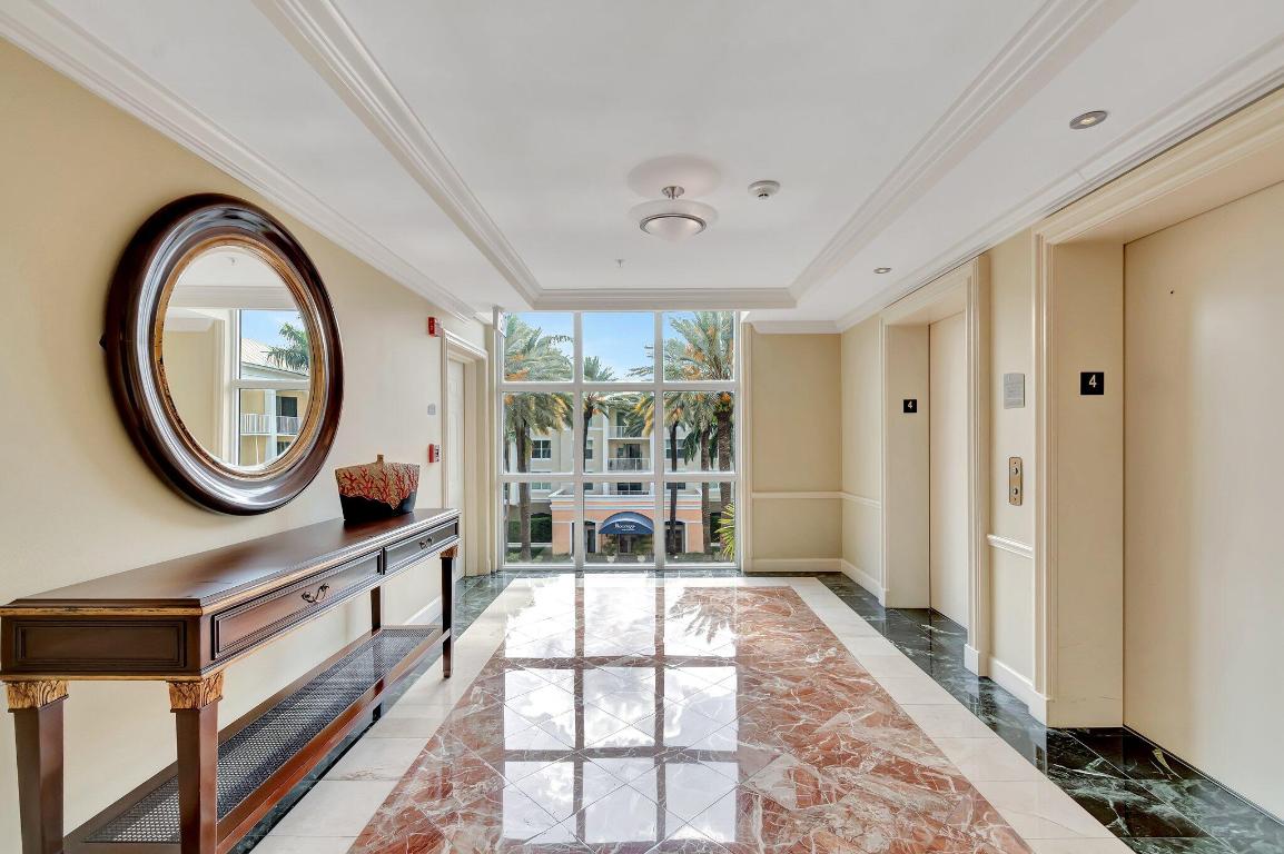 MOORINGS AT LANTANA CONDO 2 - Residential