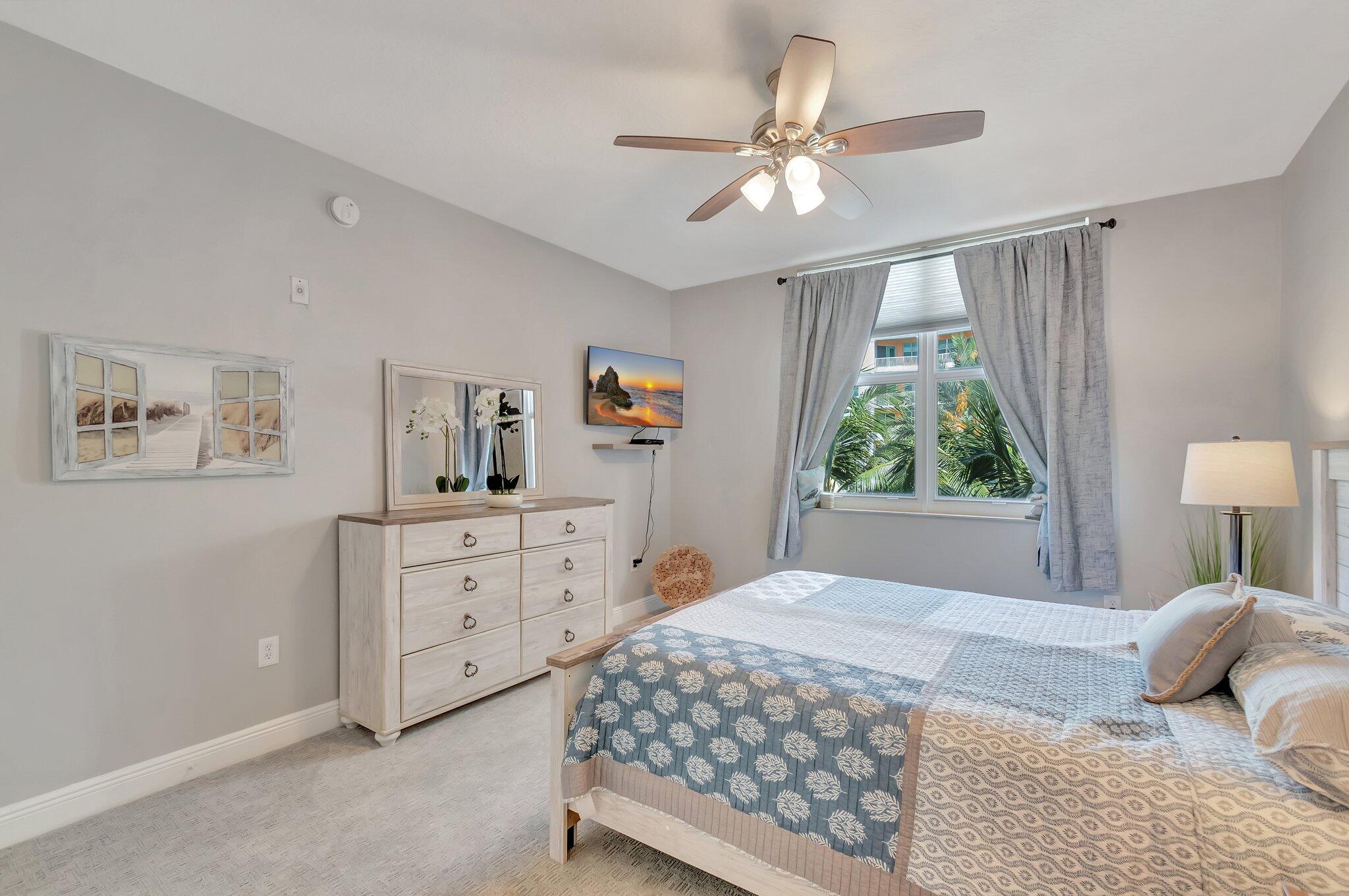 MOORINGS AT LANTANA CONDO 2 - Residential