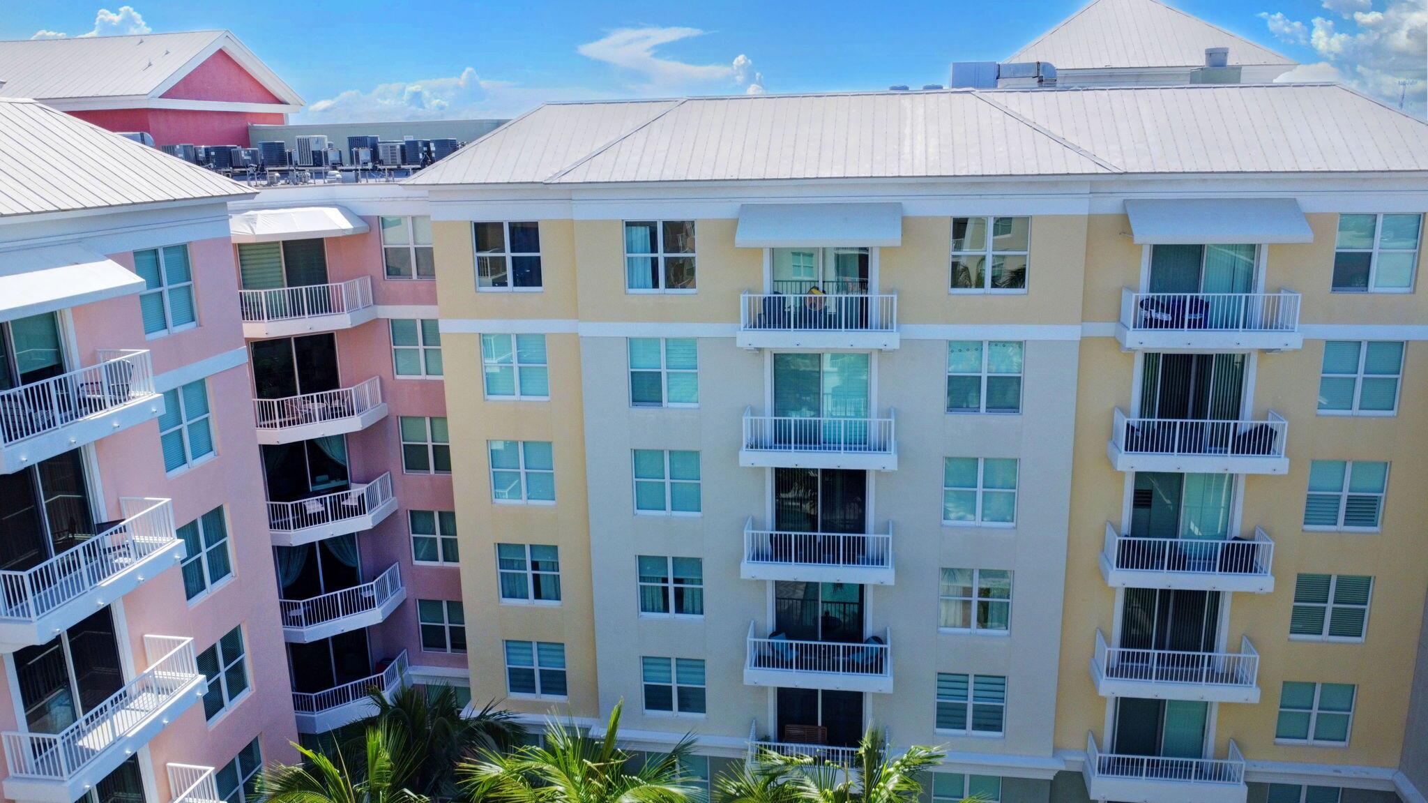 MOORINGS AT LANTANA CONDO - Residential