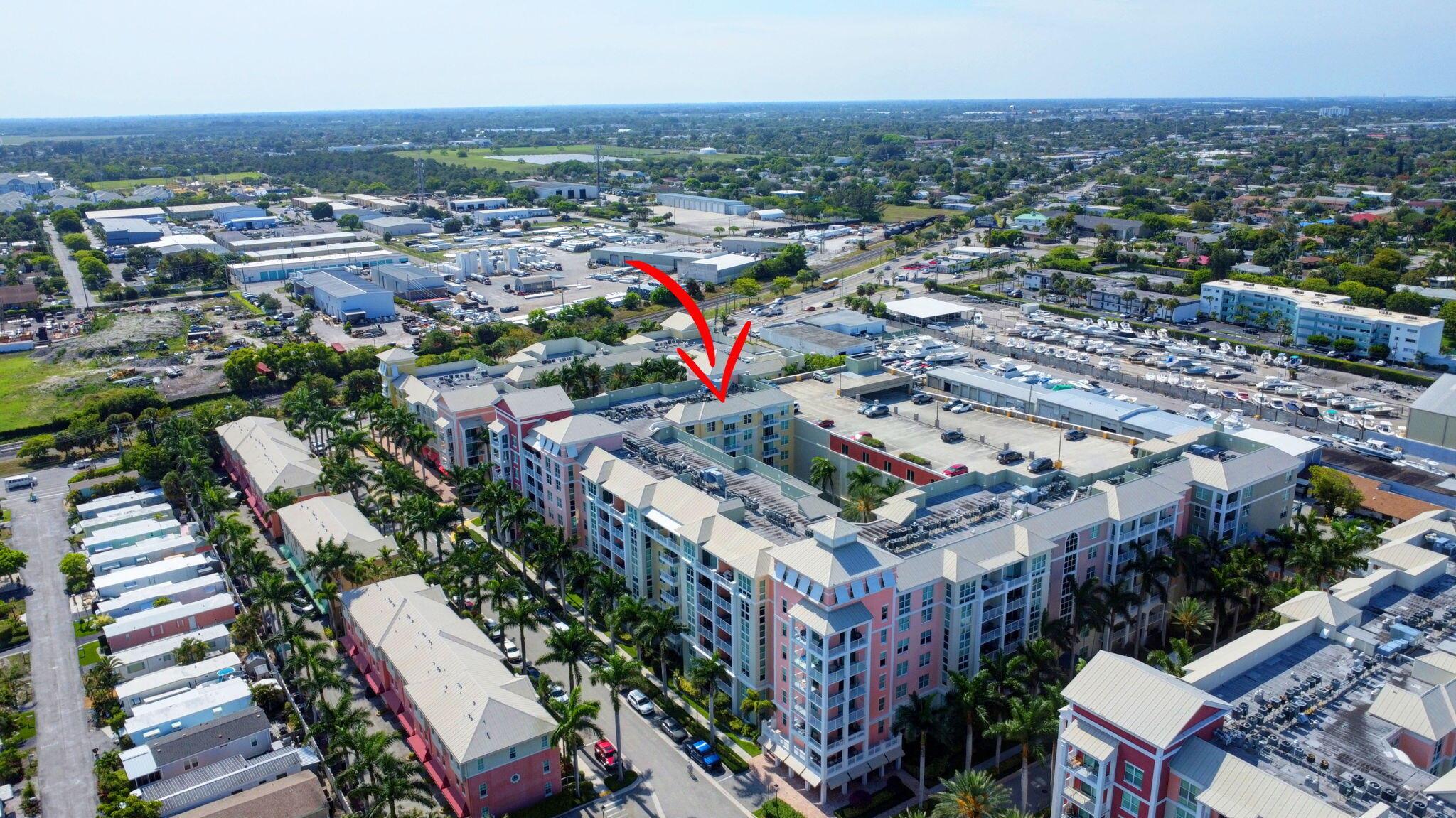 MOORINGS AT LANTANA CONDO - Residential