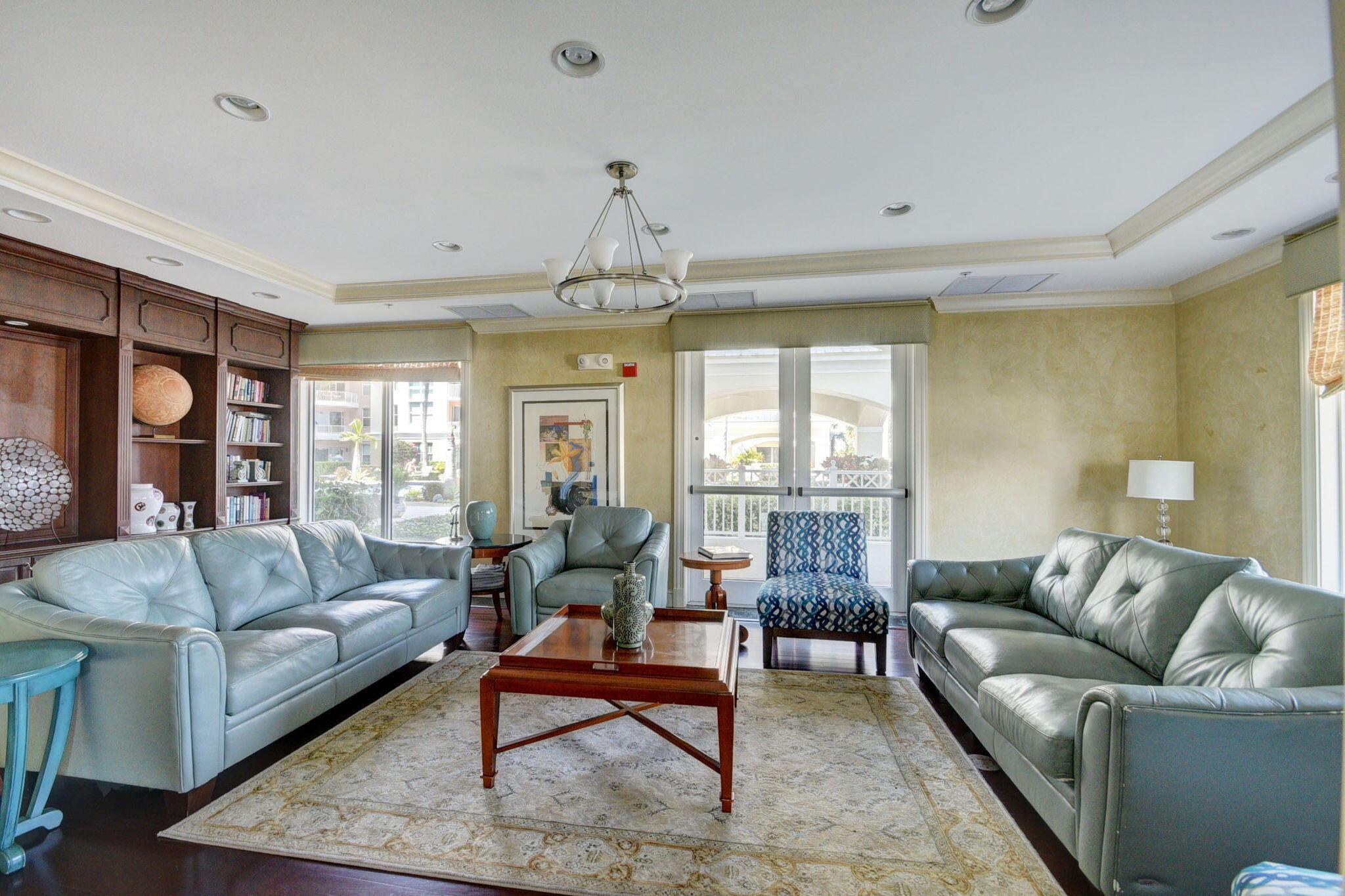 MOORINGS AT LANTANA CONDO - Residential