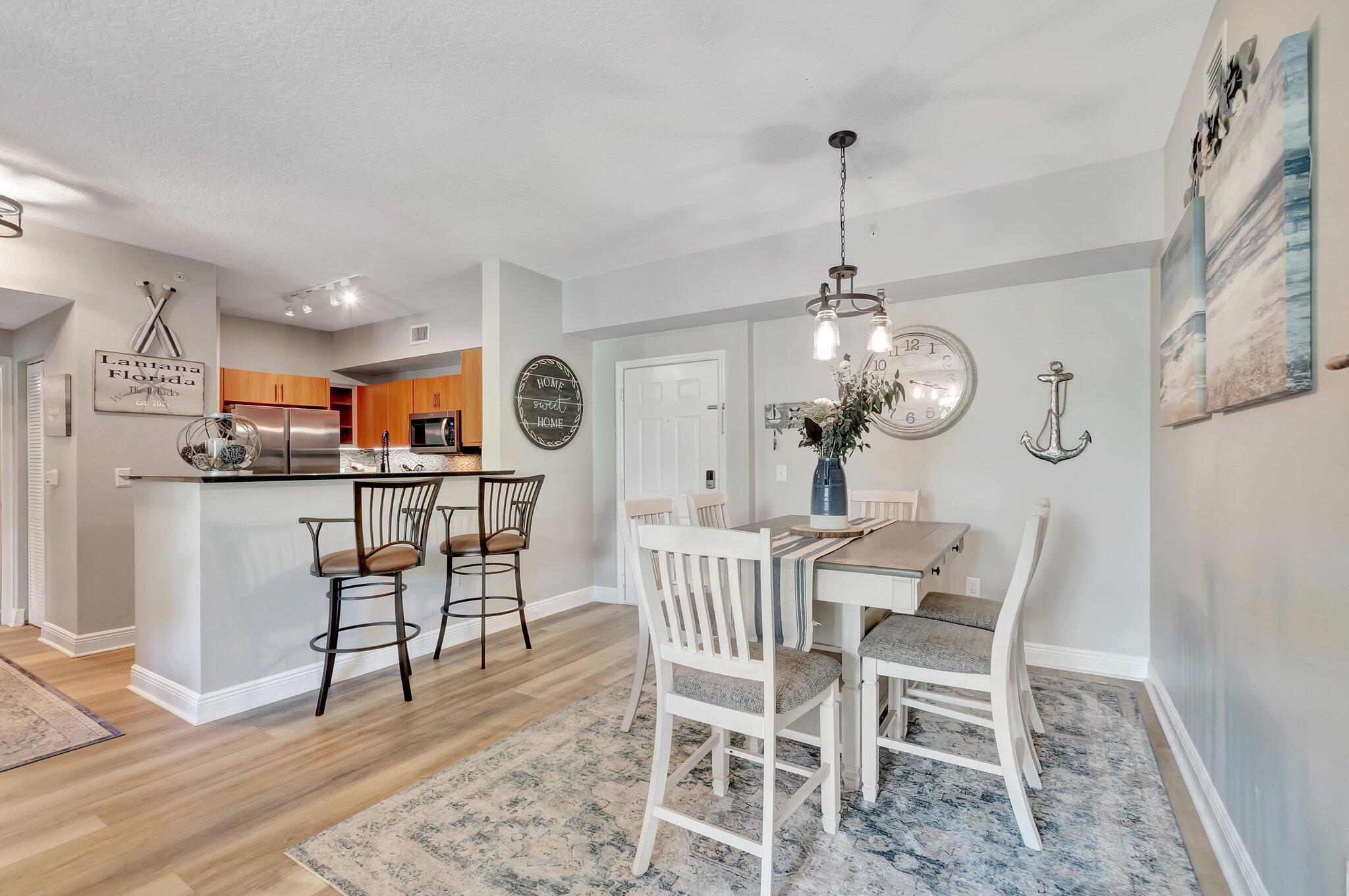 MOORINGS AT LANTANA CONDO - Residential