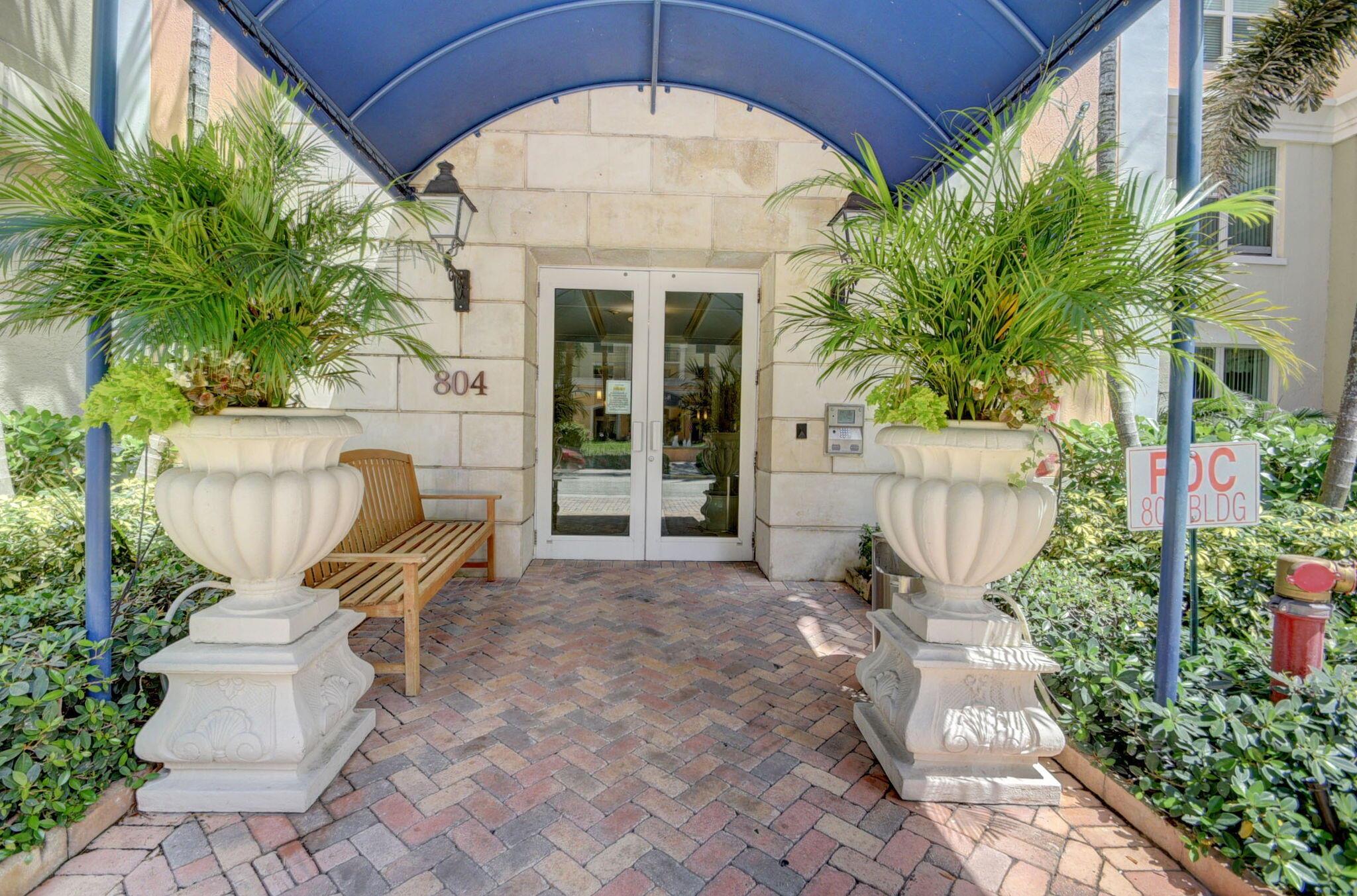 804 E Windward Way 404