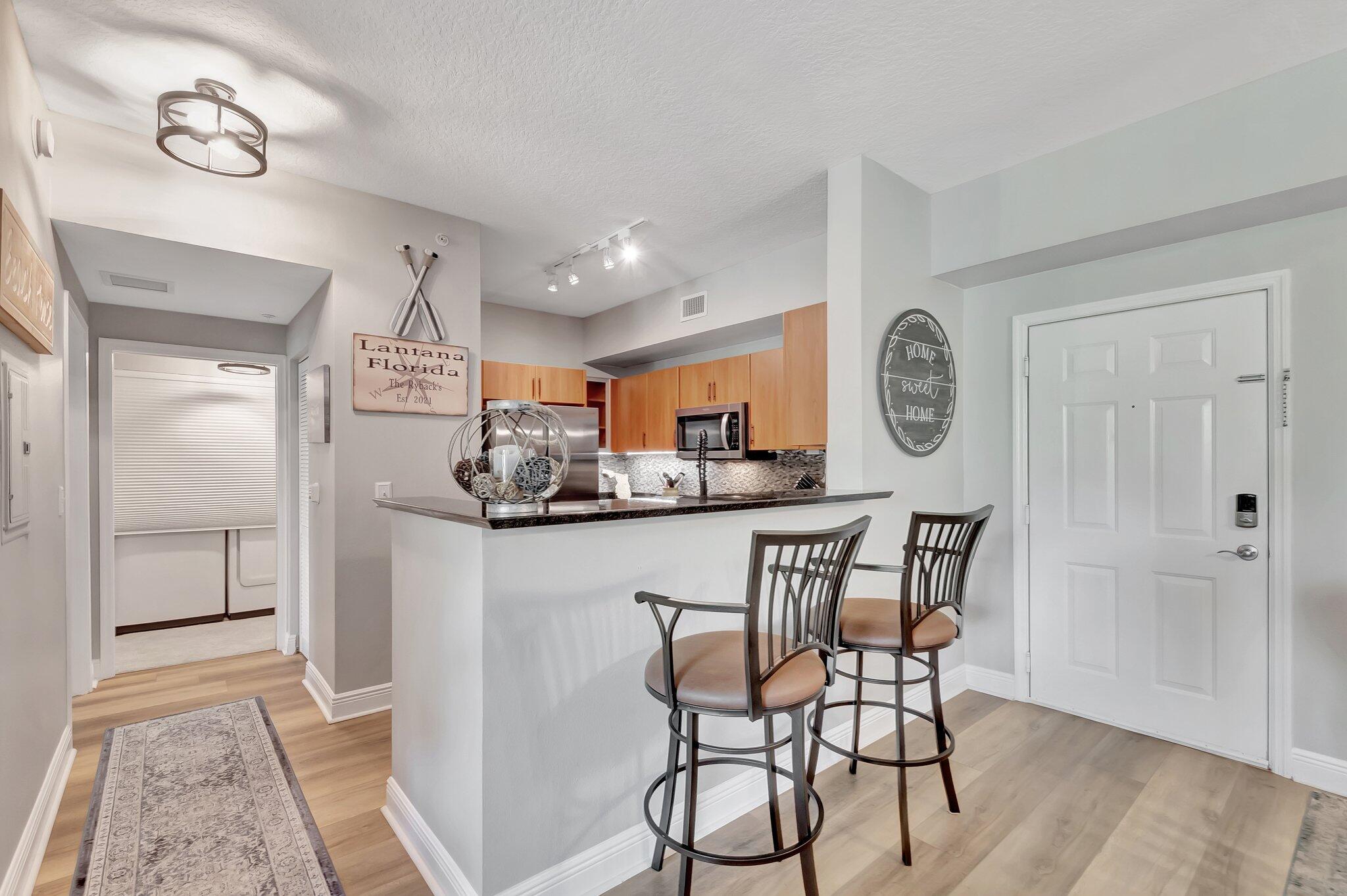 MOORINGS AT LANTANA CONDO 2 - Residential