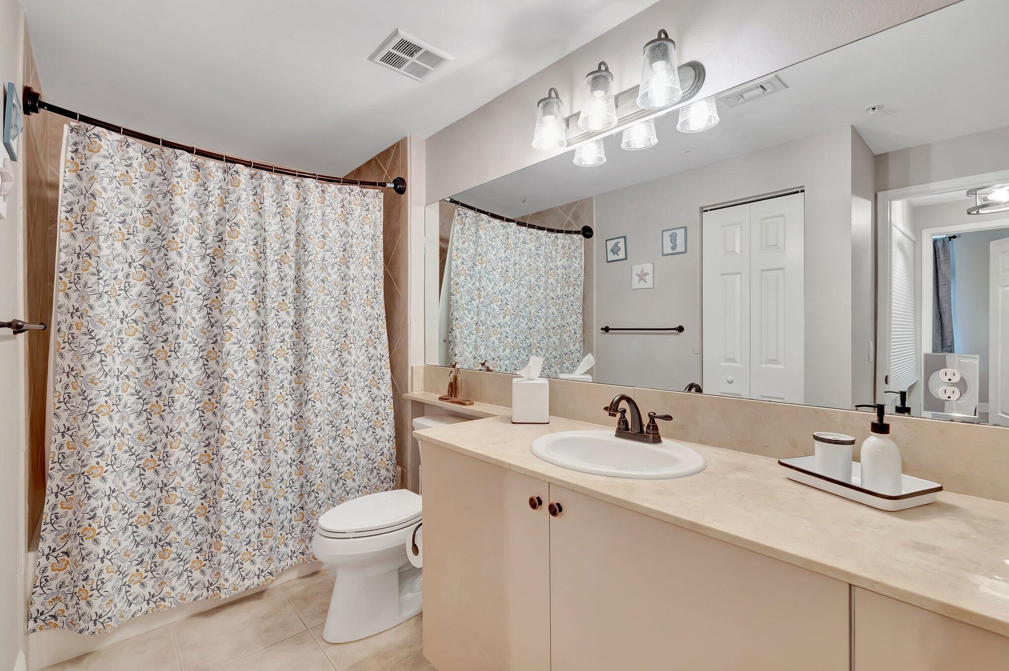 MOORINGS AT LANTANA CONDO - Residential