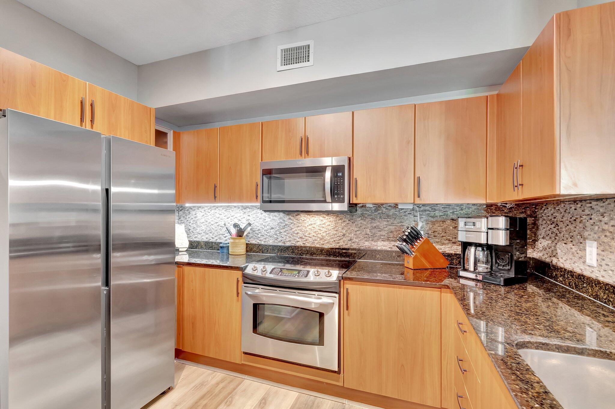 MOORINGS AT LANTANA CONDO 2 - Residential