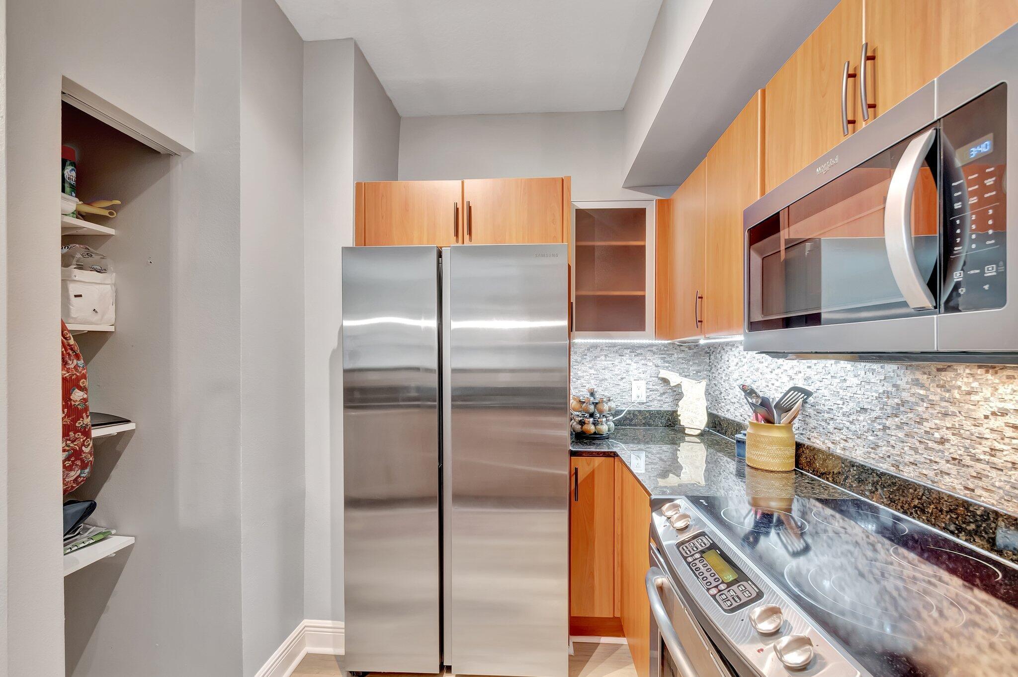 MOORINGS AT LANTANA CONDO - Residential