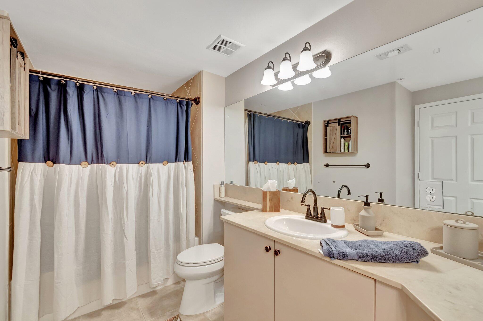 MOORINGS AT LANTANA CONDO - Residential