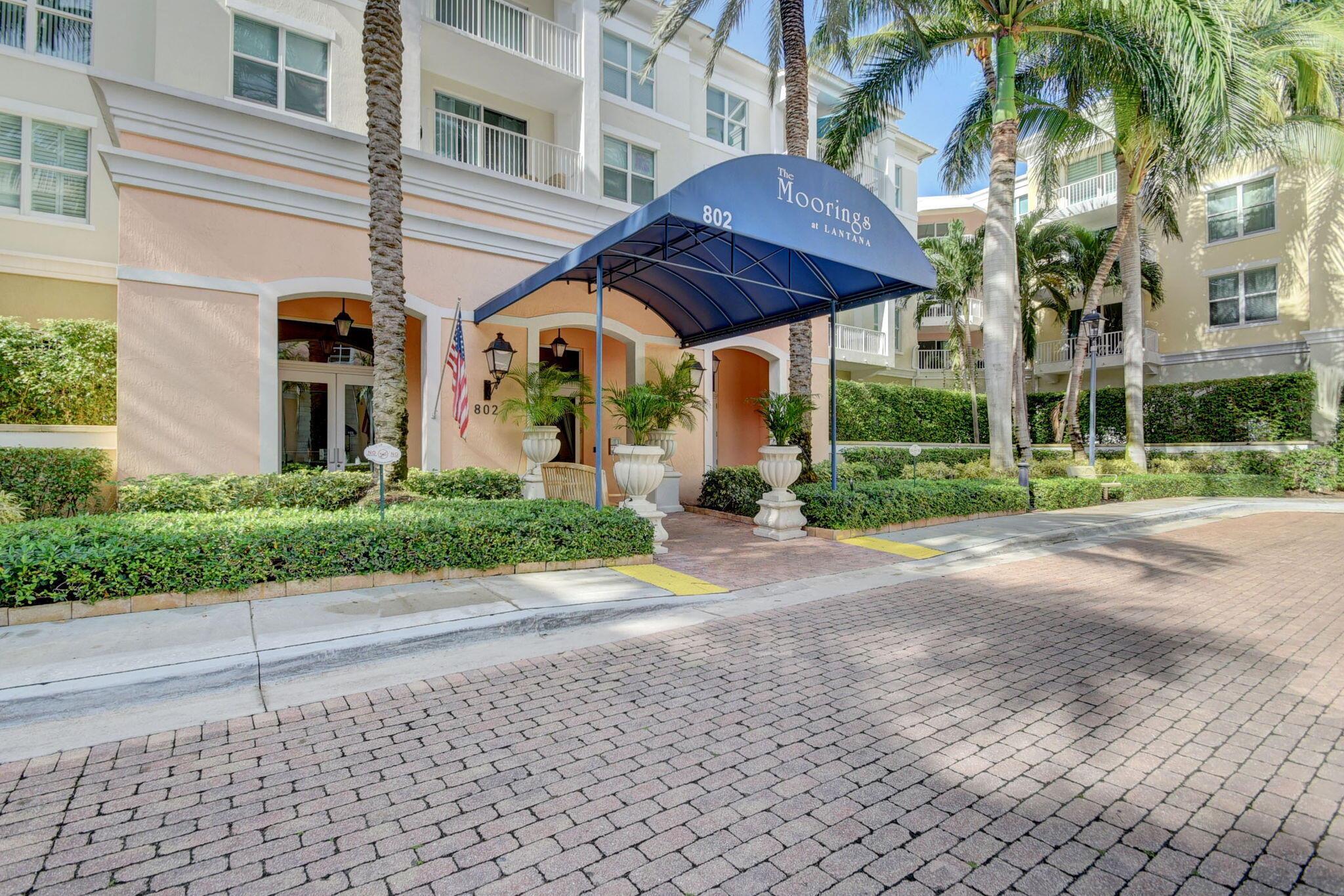 MOORINGS AT LANTANA CONDO - Residential