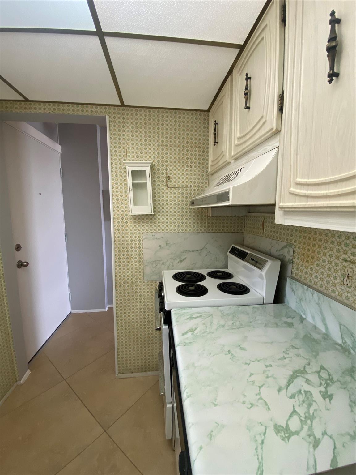 Cromwell West Condo - Residential Lease