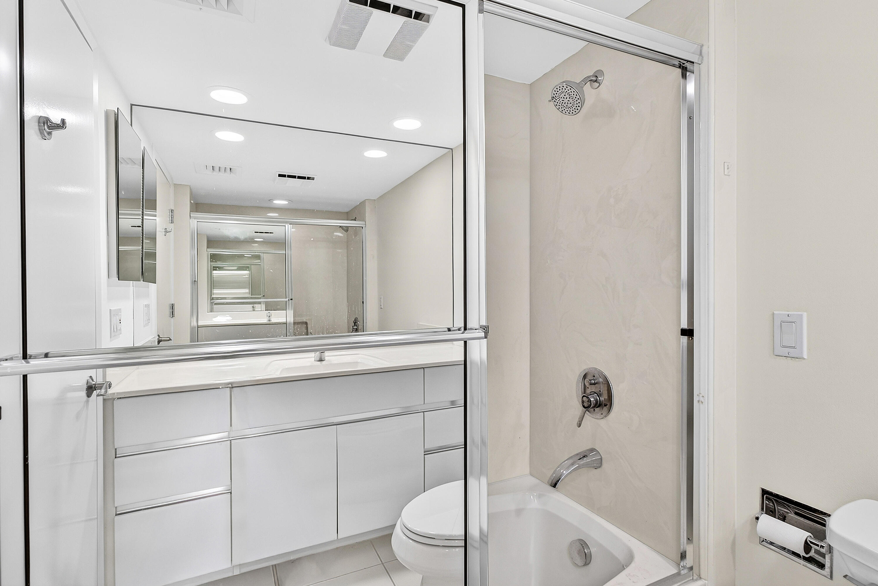 VILLA COSTA CONDO - Residential