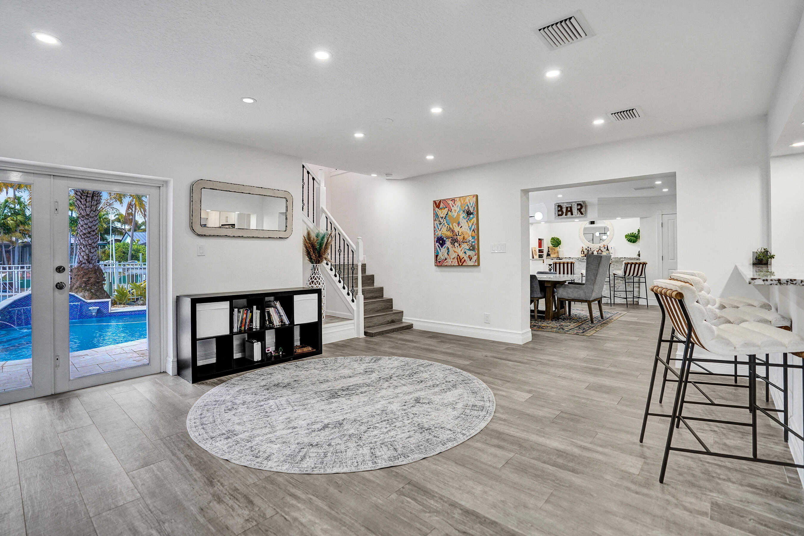 VENETIAN ISLES 2ND SEC - Residential