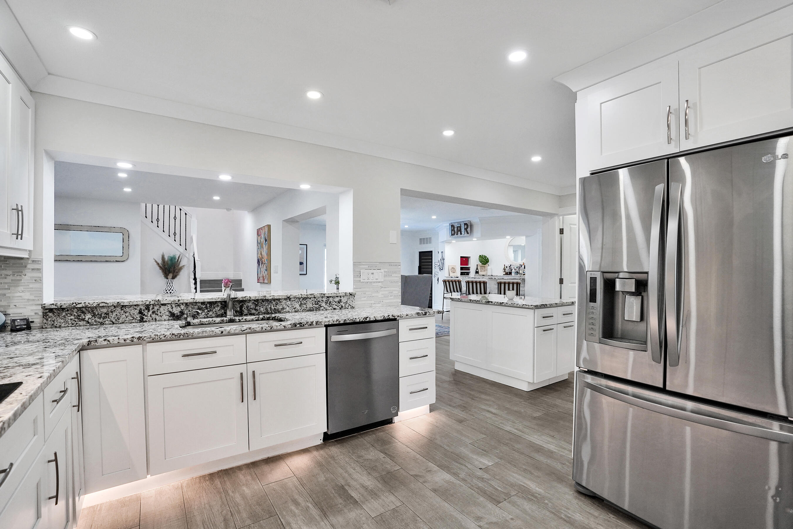 VENETIAN ISLES 2ND SEC - Residential