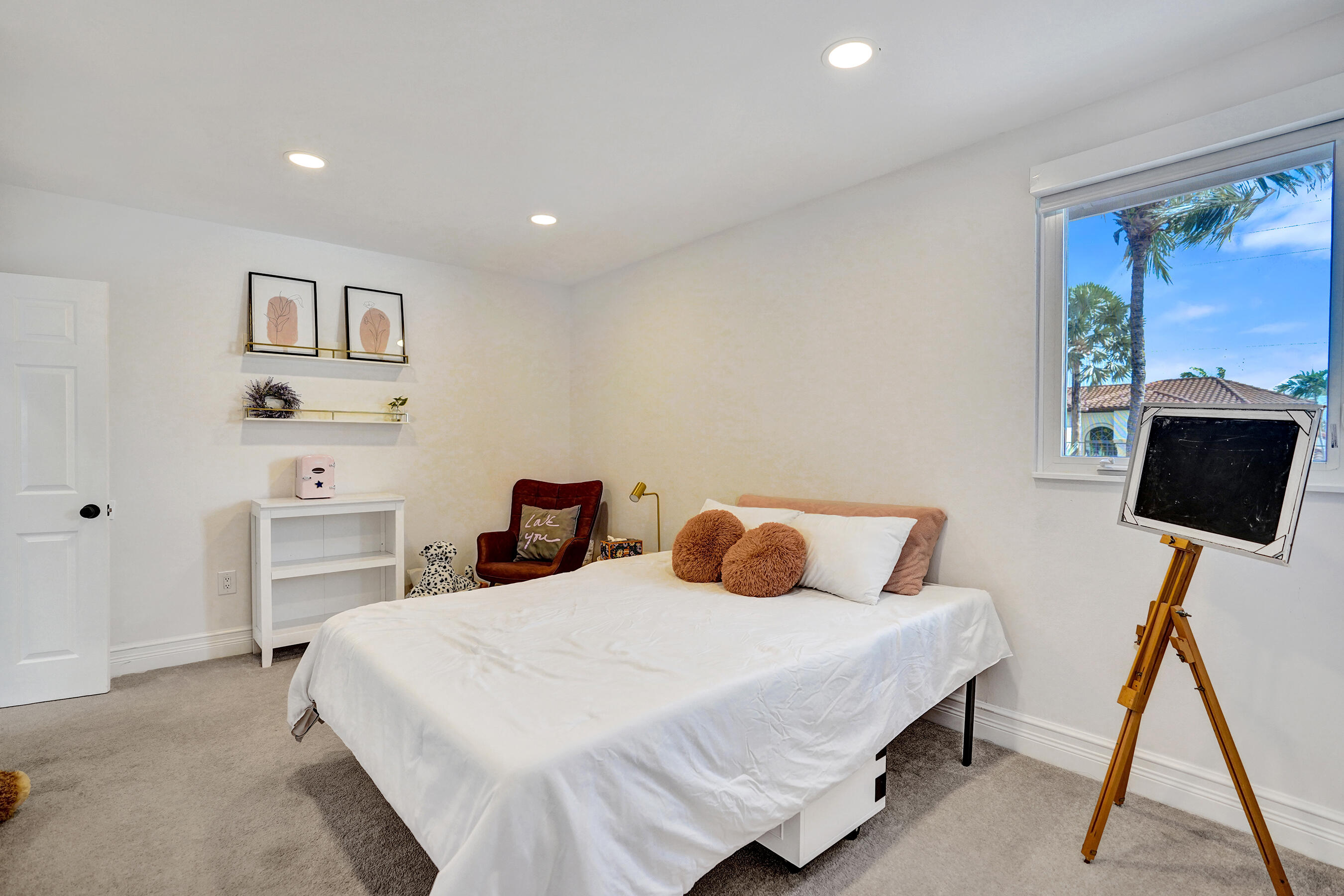 VENETIAN ISLES 2ND SEC - Residential