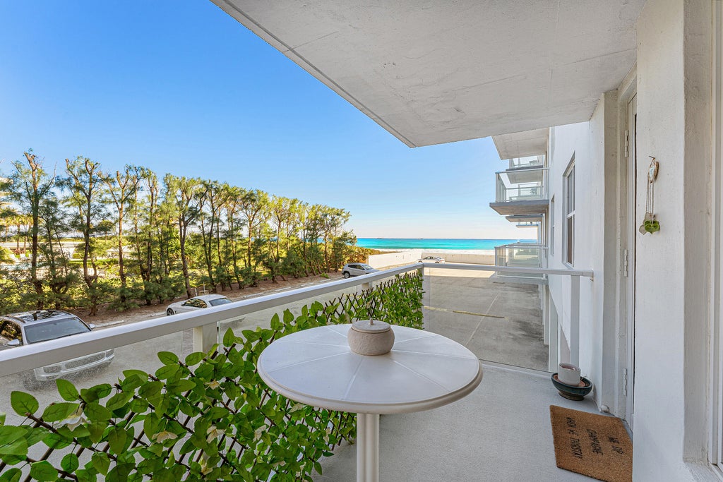 Photo of 3450 S Ocean Boulevard #1050, Palm Beach, FL 33480 (MLS # R11162134)