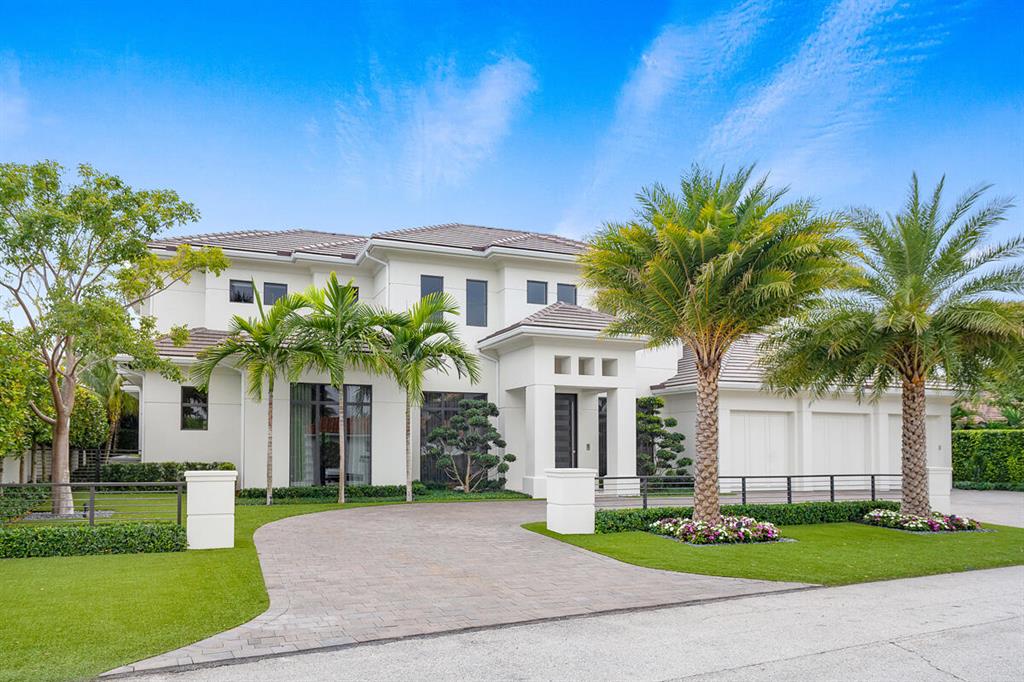 ROYAL PALM YACHT & COUNTRY CLUB - Residential