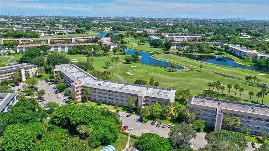 WYNMMOR-VILLAGE - Residential