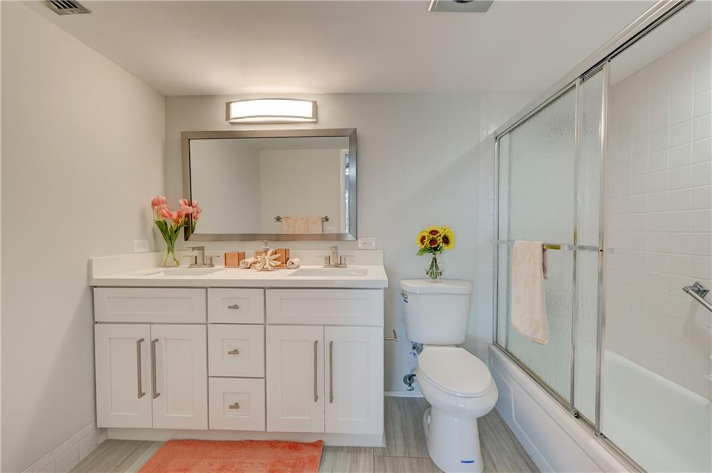 WYNMMOR-VILLAGE - Residential