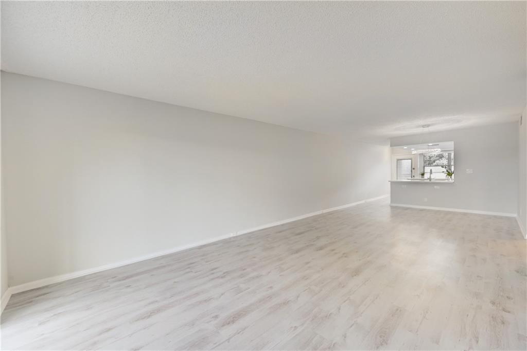 WYNMMOR-VILLAGE - Residential