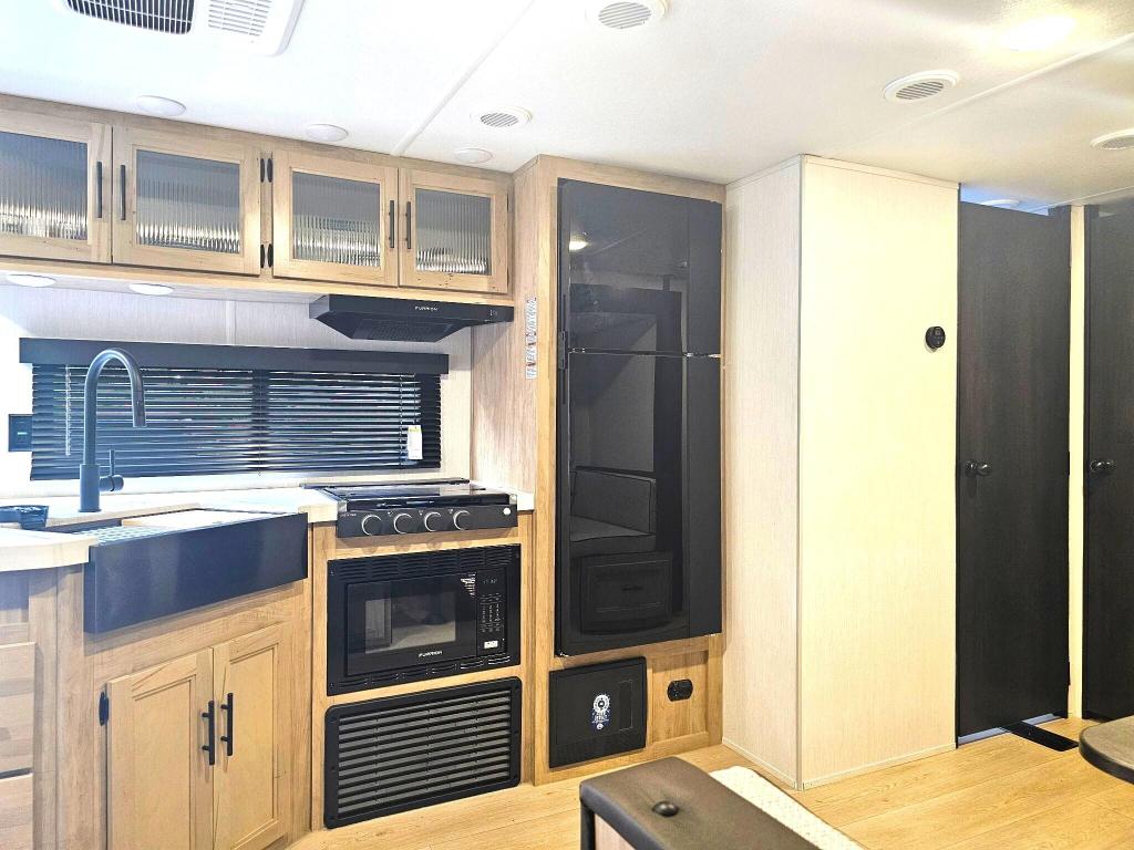 WILDWOOD - Residential Lease